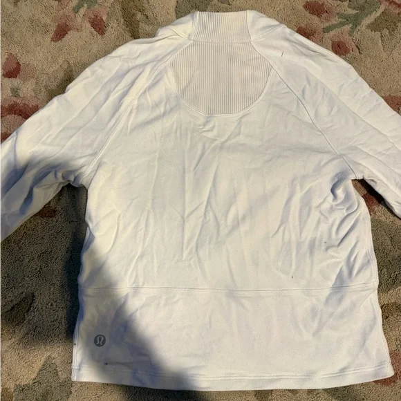 Lululemon quarter zip cropped pullover - Picture 3 of 3